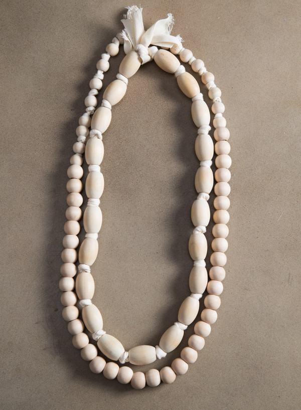 SBJ Austin Wooden Necklace in Natural SBJ Austin Wooden Necklace in Natural