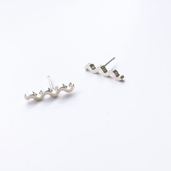 Twenty Two Hours - Wave Earring Twenty Two Hours - Wave Earring