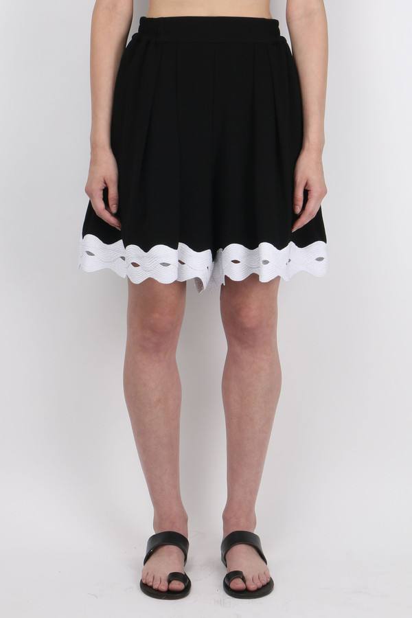 Jonathan Simkhai Scallop Crepe Short Jonathan Simkhai Scallop Crepe Short