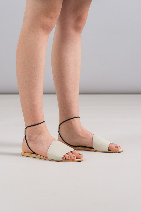 The Palatines Refero Elastic Strap Sandal in Beige/Black The Palatines Refero Elastic Strap Sandal in Beige/Black