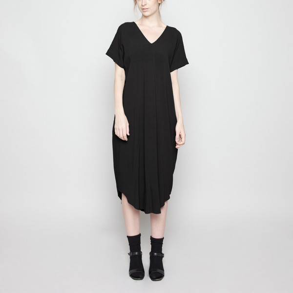 7115 by Szeki Cap Sleeve Reversible Maxi- Black FW16 7115 by Szeki Cap Sleeve Reversible Maxi- Black FW16