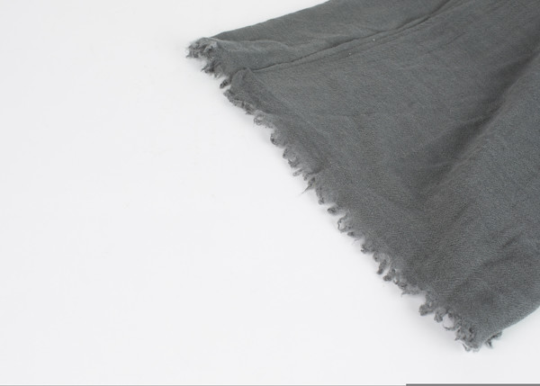 Private 02 04 Large Open Cashmere Scarf Private 02 04 Large Open Cashmere Scarf