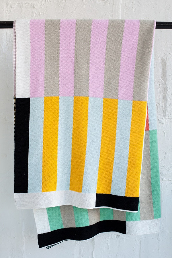 Dusen Dusen Stripes Throw Dusen Dusen Stripes Throw