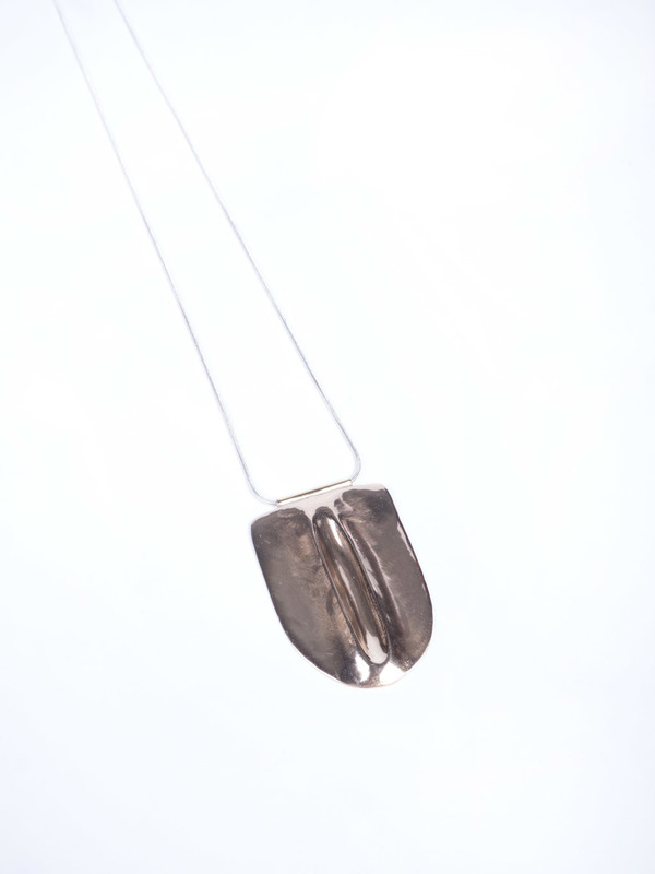 Uni Enola Necklace Uni Enola Necklace