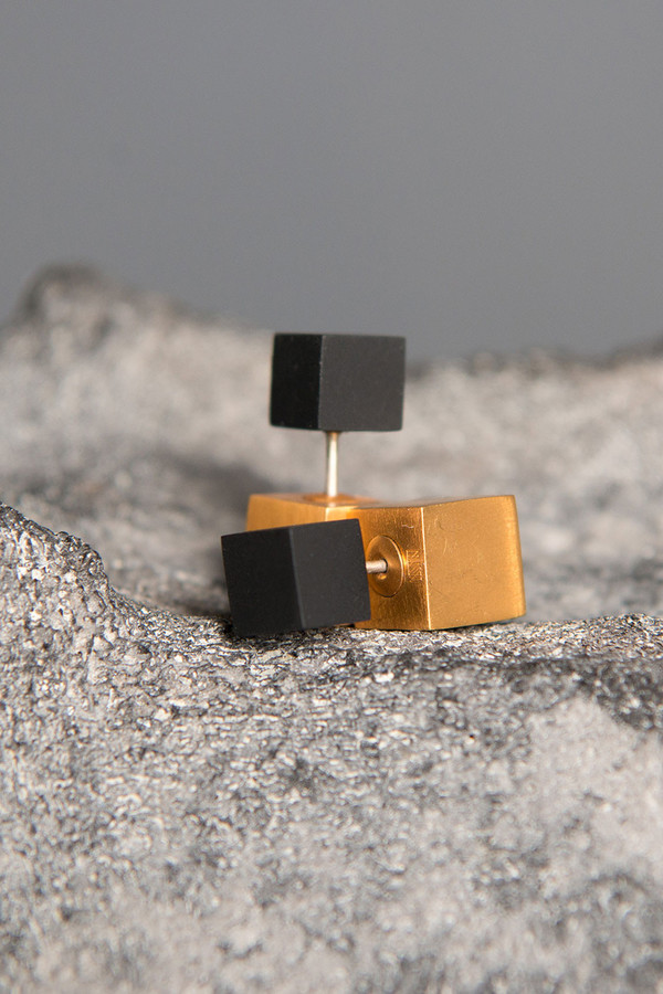 Ming Yu Wang Matte Eclipse Block Earrings Ming Yu Wang Matte Eclipse Block Earrings