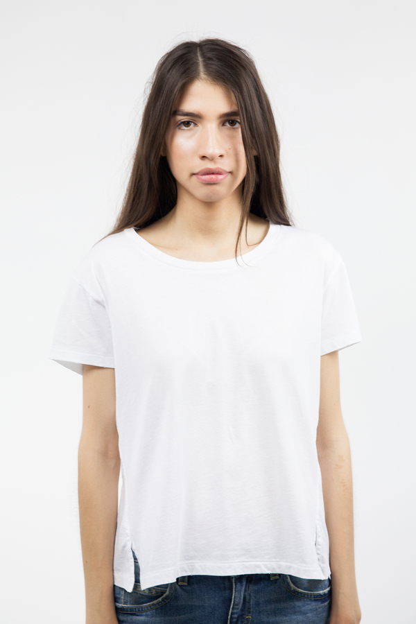 AMO Twist Tee - White AMO Twist Tee - White
