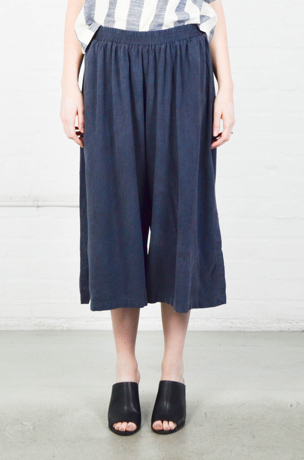 Black Crane Midnight Slit Wide Culotte Black Crane Midnight Slit Wide Culotte