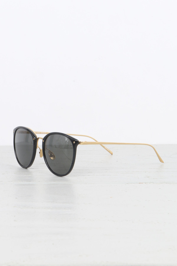 Linda Farrow Oversized Round Glasses in Black Linda Farrow Oversized Round Glasses in Black