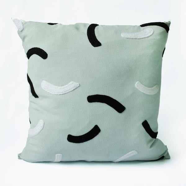 Dusen Dusen Curves Pillow Dusen Dusen Curves Pillow