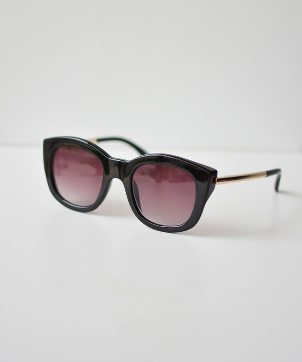 Le Specs Runaway Luxe Sunglasses Le Specs Runaway Luxe Sunglasses