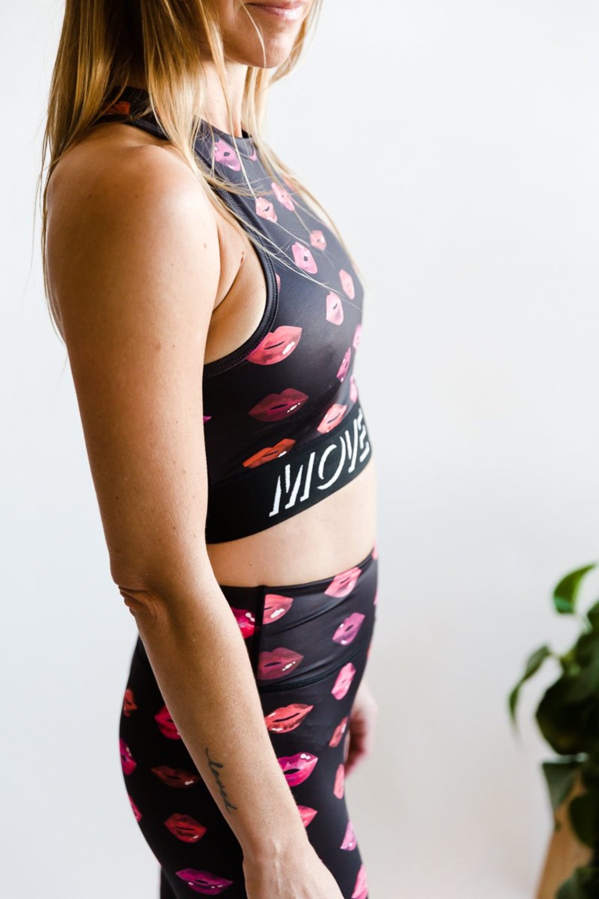 Pam \u0026 Gela Lip Print 7/8 Leggings in 