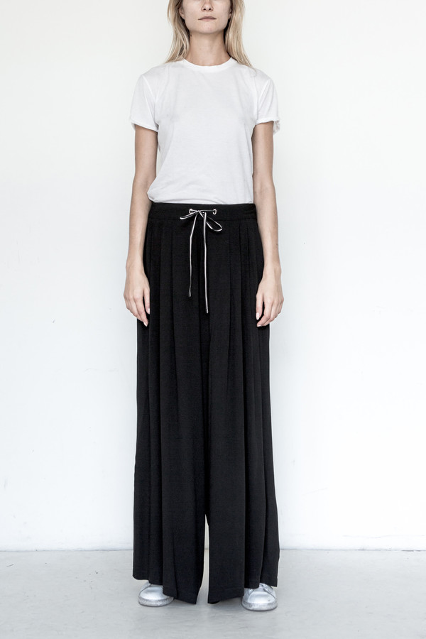 Assembly New York Crepe Baggy Pant Assembly New York Crepe Baggy Pant