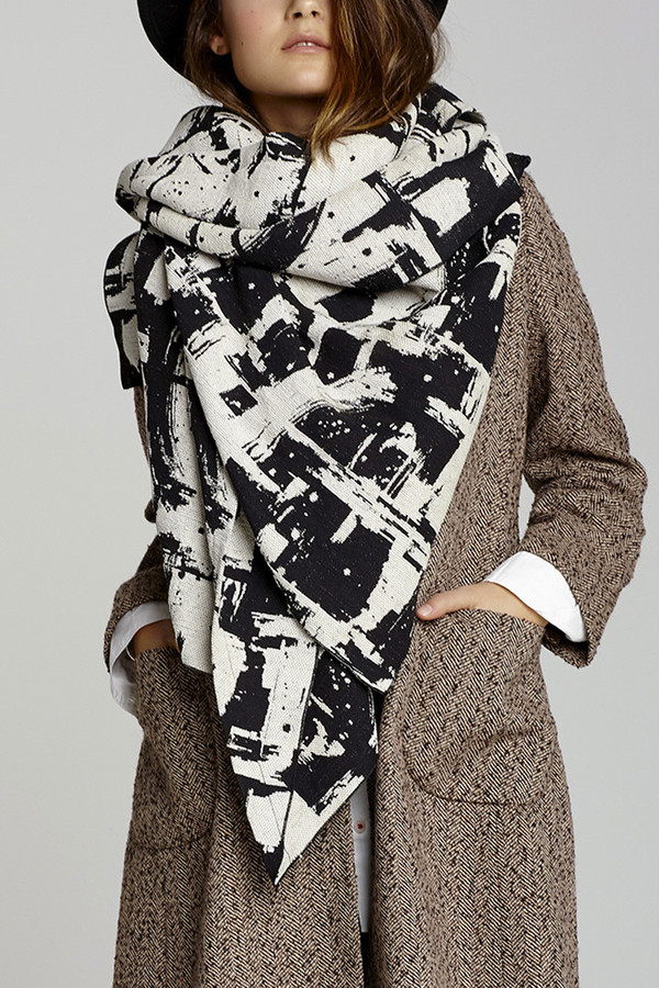 Krista Norris Maverick Shawl I Black Krista Norris Maverick Shawl I Black