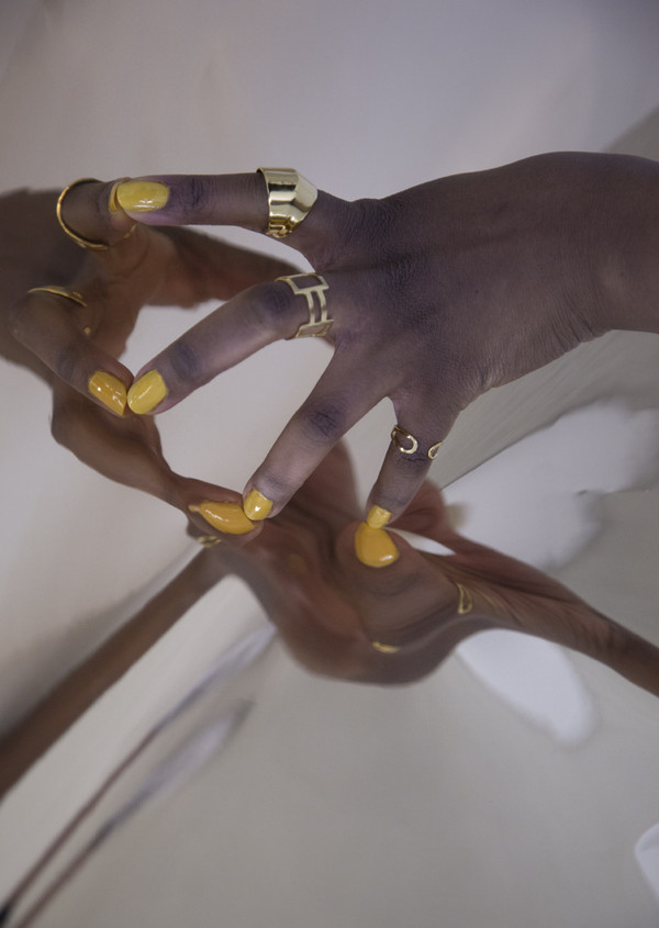 Alynne Lavigne Robber Ring Alynne Lavigne Robber Ring