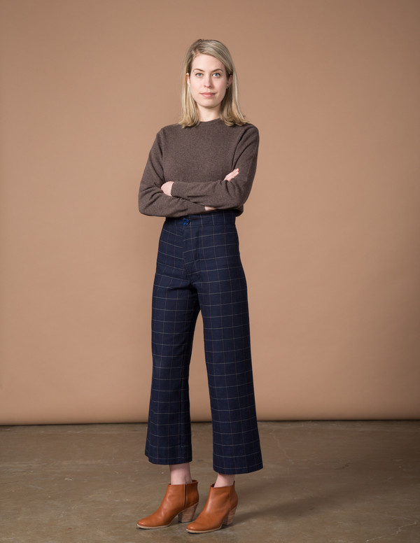 SBJ Austin Crewneck Cashmere Sweater - Brown SBJ Austin Crewneck Cashmere Sweater - Brown