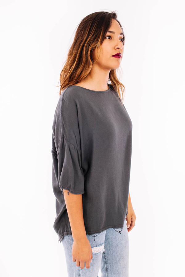 Black Crane Square Top (Dark Shadow) Black Crane Square Top (Dark Shadow)