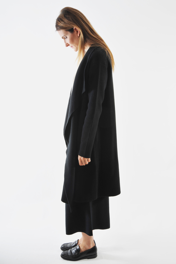 Oyuna Black Cashmere Knitted Coat Oyuna Black Cashmere Knitted Coat