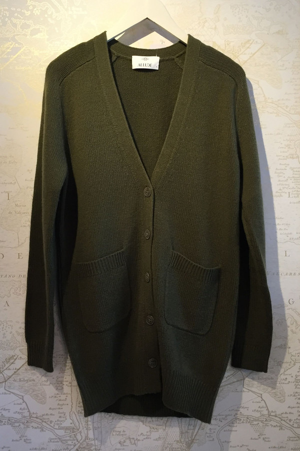 Allude Luxe cashmere cardigan Allude Luxe cashmere cardigan