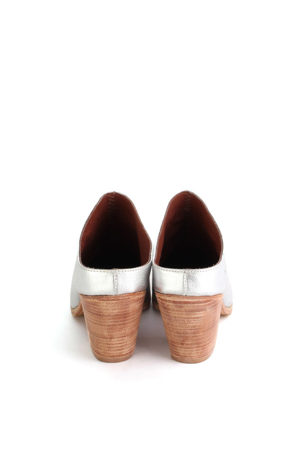 Rachel Comey Mars mule in silver kidskin Rachel Comey Mars mule in silver kidskin