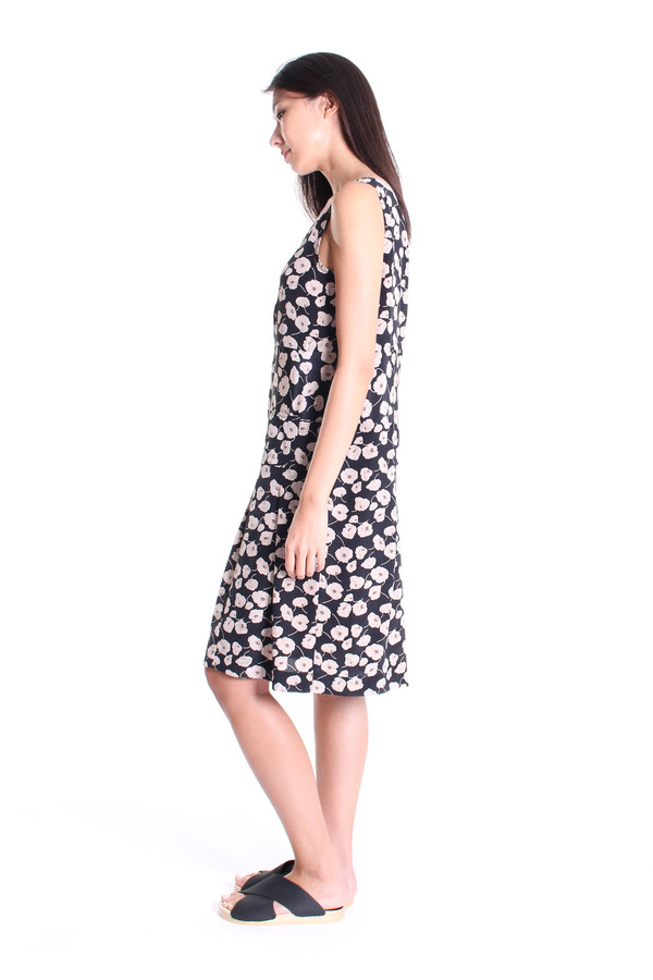 No.6 Store Melanie piece dress in black anemone print No.6 Store Melanie piece dress in black anemone print