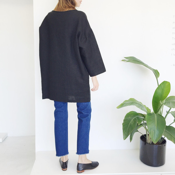 LLOYD Black Linen Tunic LLOYD Black Linen Tunic
