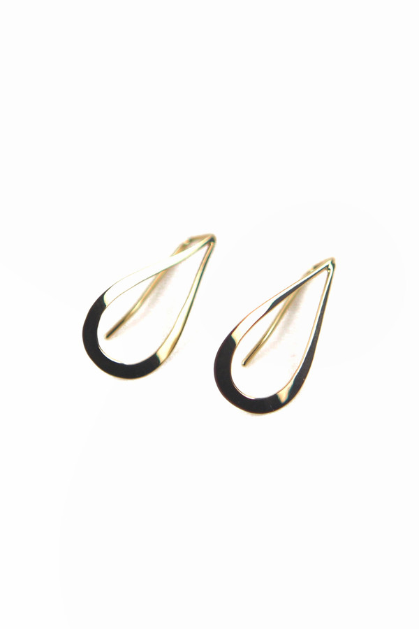 Emily Triplett Teardrop earrings in yellow gold Emily Triplett Teardrop earrings in yellow gold