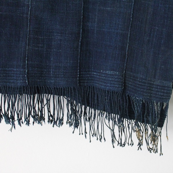 Unknown Softened Indigo Throw Unknown Softened Indigo Throw