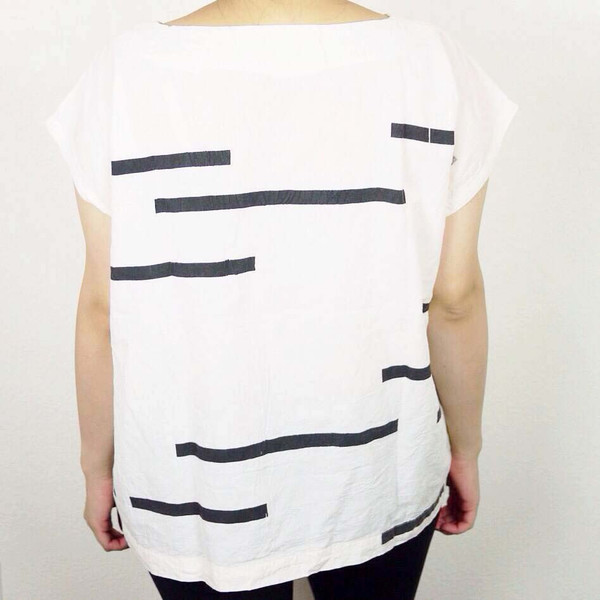 Uzi NYC Rose Broken Stripe Tunic Uzi NYC Rose Broken Stripe Tunic