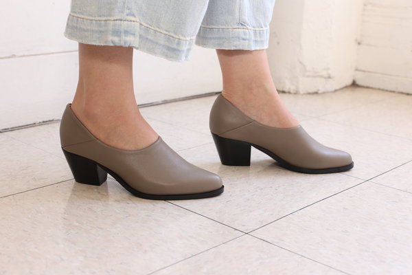Intentionally Blank HERA in GREY Intentionally Blank HERA in GREY