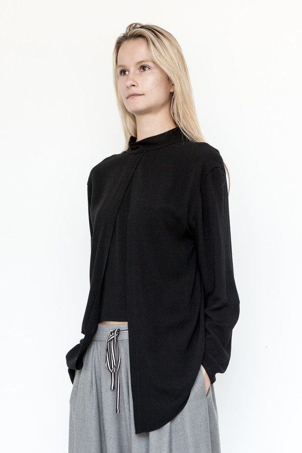 Assembly New York Crepe Calla Top Assembly New York Crepe Calla Top