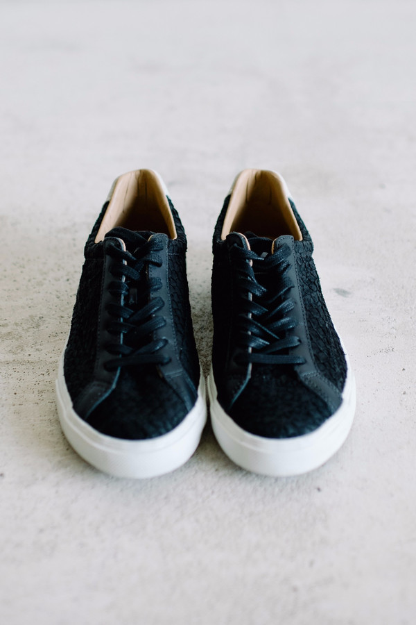 VEJA Esplar Bastille // Black Tilapia VEJA Esplar Bastille // Black Tilapia