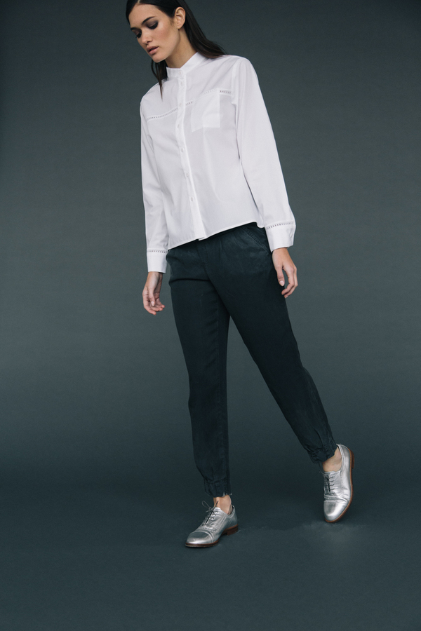 Maud Heline Cropped White Bazal Shirt With Lace and Back Panel Maud Heline Cropped White Bazal Shirt With Lace and Back Panel