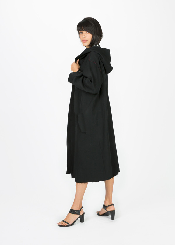Nocturne #22 Contrast Stitch Overcoat Nocturne #22 Contrast Stitch Overcoat