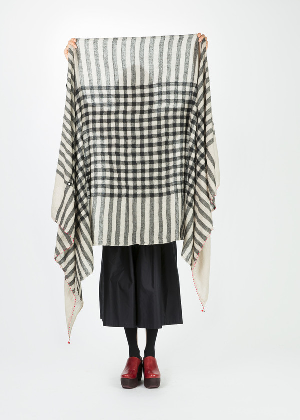 Pero Oversize Gingham Pashmina Scarf Pero Oversize Gingham Pashmina Scarf