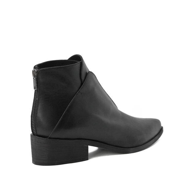 LD Tuttle The Ash - Black LD Tuttle The Ash - Black