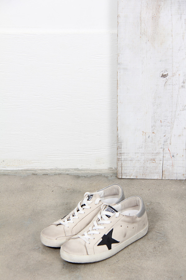 Golden Goose SUPER STAR SNEAKER IN NUBUCK LEATHER AND LEATHER STAR Golden Goose SUPER STAR SNEAKER IN NUBUCK LEATHER AND LEATHER STAR