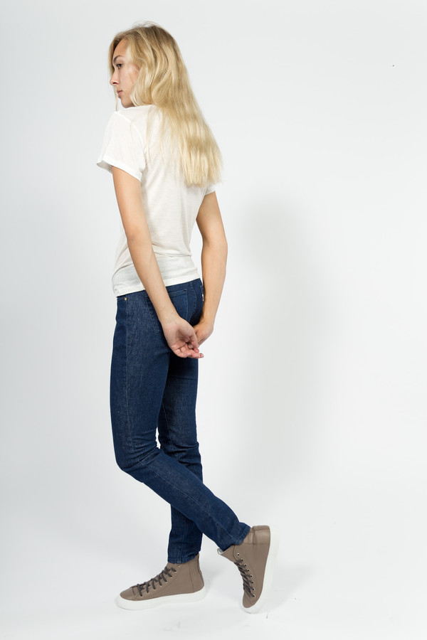 Baserange V Neck Tee Baserange V Neck Tee