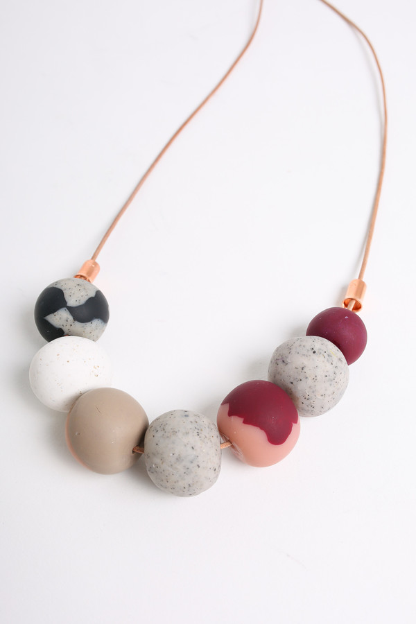 Peppertrain The jessie mini necklace in stone/bordeaux Peppertrain The jessie mini necklace in stone/bordeaux