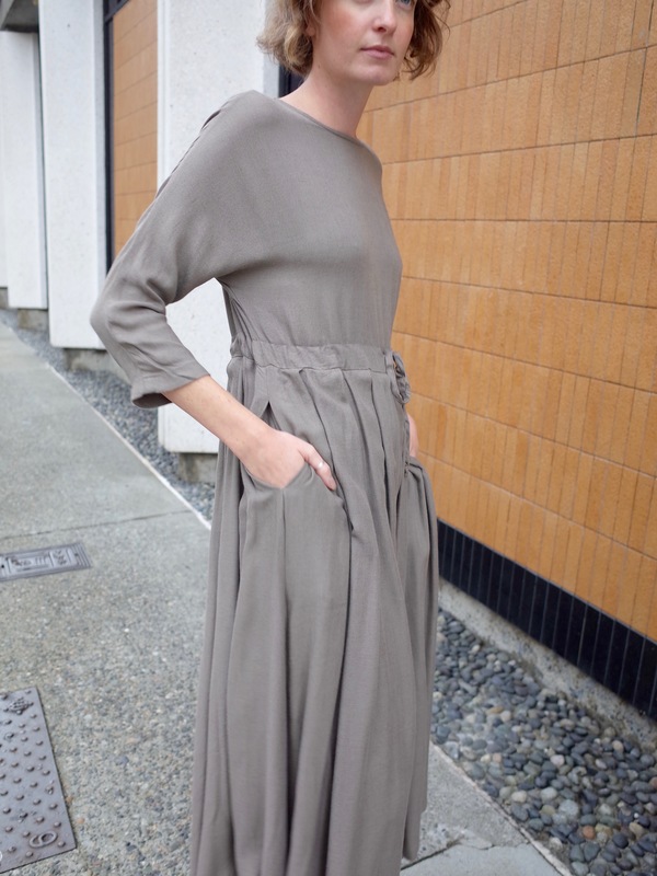 Black Crane Pleated Dress Black Crane Pleated Dress