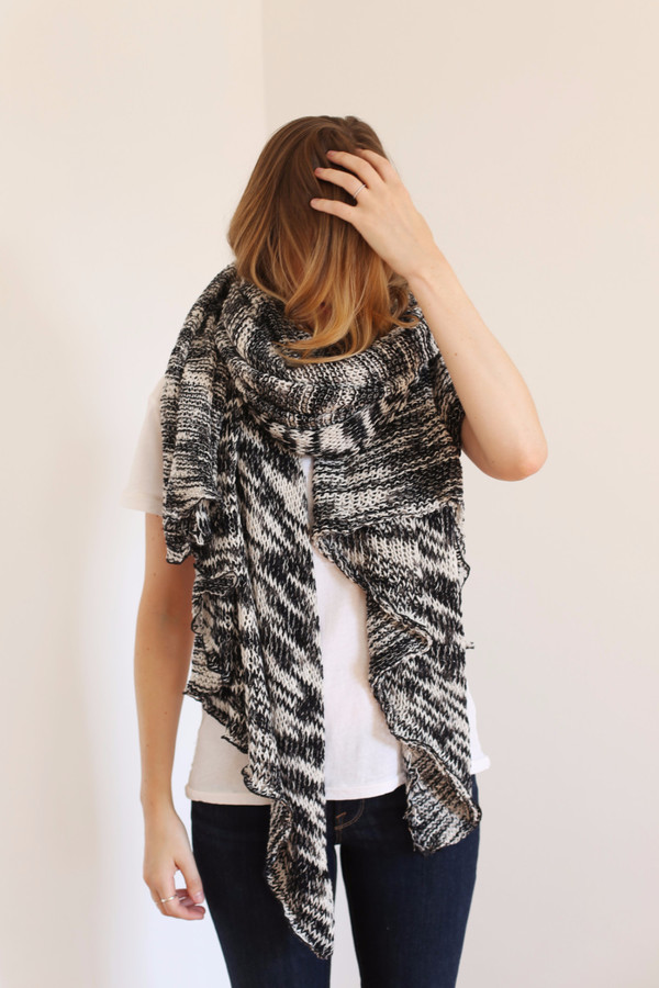 Donni Charm Donni Knit Comfy Tri-Color Scarf Donni Charm Donni Knit Comfy Tri-Color Scarf