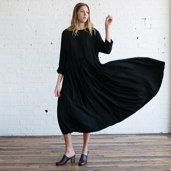 Black Crane Pleated Dress Black Crane Pleated Dress