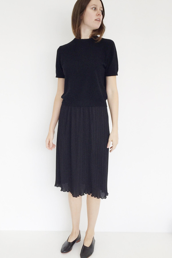 Johan Vintage Black Pleated Skirt Johan Vintage Black Pleated Skirt