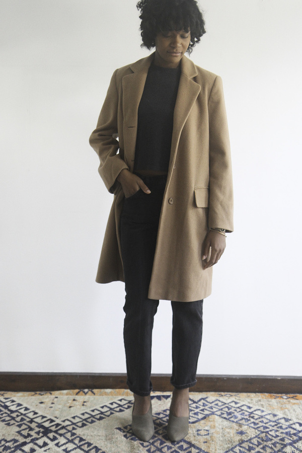 Rawson Vintage Camel Coat with Three Buttons Rawson Vintage Camel Coat with Three Buttons