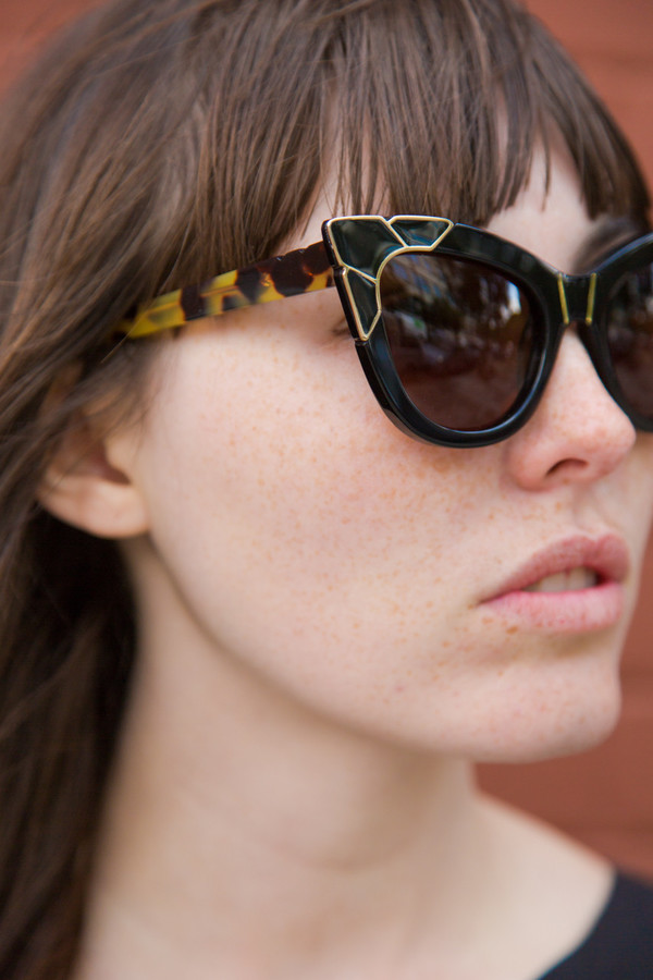 pared eyewear pared puss & boots sunglasses pared eyewear pared puss & boots sunglasses