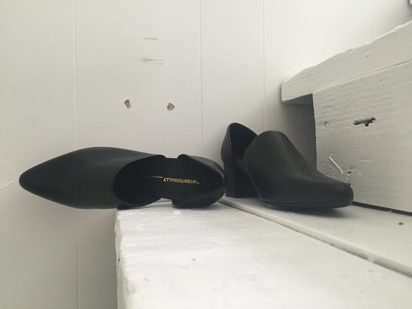 Intentionally Blank PERF-HI BLACK Intentionally Blank PERF-HI BLACK