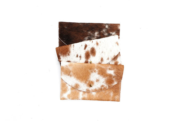 Primecut BROWN SPOTTED COWHIDE PASSPORT CLUTCH Primecut BROWN SPOTTED COWHIDE PASSPORT CLUTCH