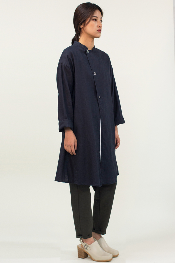 Universal Tissu Linen Jacket- Navy Universal Tissu Linen Jacket- Navy