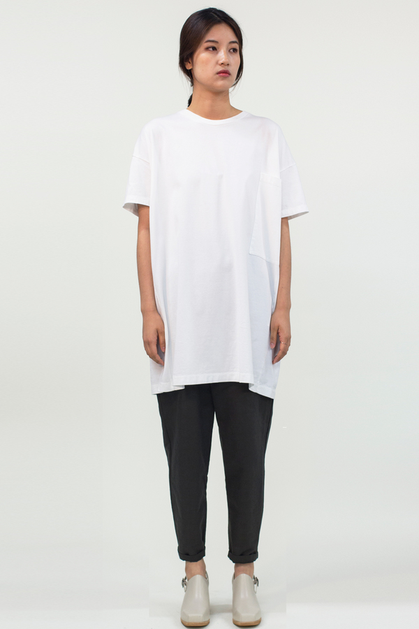 Universal Tissu Basic Tee- White Universal Tissu Basic Tee- White