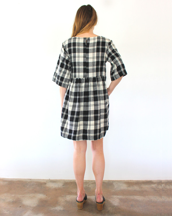 Esby WILLOW BABYDOLL DRESS - PLAID Esby WILLOW BABYDOLL DRESS - PLAID