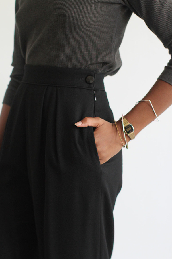 SomeLikeUs Vintage High Waist Wool Crepe Pleat Slacks SomeLikeUs Vintage High Waist Wool Crepe Pleat Slacks